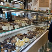 Vegan delights  at Land & Monkeys - Beaumarchais in Paris