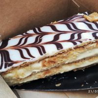 Millefeuilles at Land & Monkeys - Beaumarchais in Paris