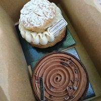 Vegan dessert at Land & Monkeys - Beaumarchais in Paris