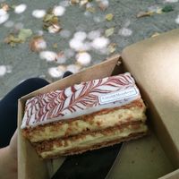 Vegan dessert at Land & Monkeys - Beaumarchais in Paris