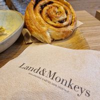 at Land & Monkeys - Beaumarchais in Paris