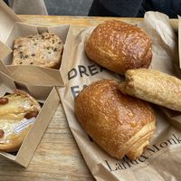 Variety. All 25/10 good    at Land & Monkeys - Beaumarchais in Paris