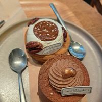  at Land & Monkeys - Beaumarchais in Paris