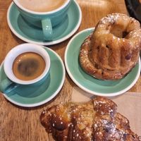 Kouglof 1000000/10, my boyfriend wants us to come back to Paris for this alone at Land & Monkeys - Beaumarchais in Paris