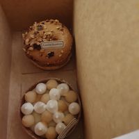 Lemon tartelette and hazelnut lemon tartelette at Land & Monkeys - Beaumarchais in Paris