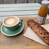 le petit dejeuner (8€)  at Land & Monkeys - Beaumarchais in Paris