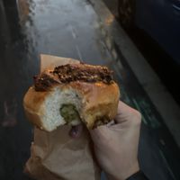 Babka pistache ! Beaucoup mieux que le babka normal😄 at Land & Monkeys - Beaumarchais in Paris