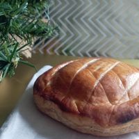 Galette des rois at Land & Monkeys - Beaumarchais in Paris