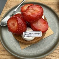 Strawberry tart  at Land & Monkeys - Beaumarchais in Paris
