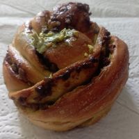 Babka Pistache at Land & Monkeys - Beaumarchais in Paris