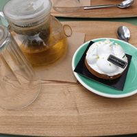 🌱🍰 at Land & Monkeys - Beaumarchais in Paris