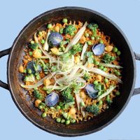 Arroz de verduras y brotes del Vallès at Virens in Barcelona