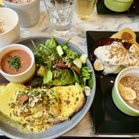 Brunch 😋: Tofu Benedict Toast + gaspacho and pancakes with plum jam and whipped cream + granola  at Urban Greener in Paris
