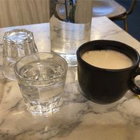 Three drinks - the vanilla latte was delicious! at Urban Greener in Paris