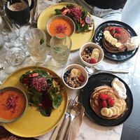 Complete brunch at Urban Greener in Paris