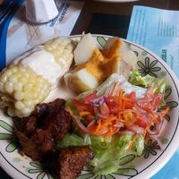 Plato típico ecuatoriano vegano at Restaurante Vegetariano Inti Raymi in Ibarra