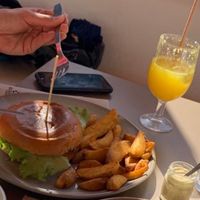 Burger, Achtung Mayonnaise Sauce nicht vegan!  at Palmelita in Tenerife