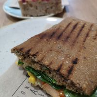 Banana Bread and Sandwich (both vegan) at Dean & David - Mailänder in Stuttgart