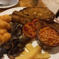 Vegan brekkie at The Hart of Hartford in Hartford
