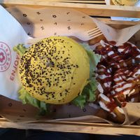  at Flower Burger in Rome