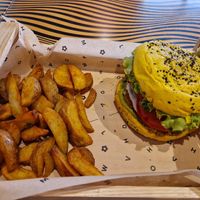  at Flower Burger in Rome