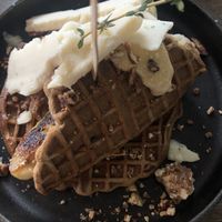 Banana, peanut butter, pecan, maple and oat cream waffles 😍 at 404Bristol in Bristol