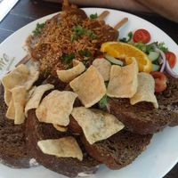 'Kip'saté at Pure in Uden