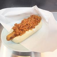 Vegan hotdog at Bells in Tokyo