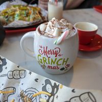 Peppermint hot chocolate at Feed Me Fully Loaded in Nottingham