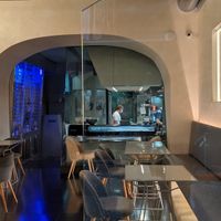 Stylish interior at Mame Ostrichina in Naples