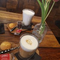 Cafe latte with almond milk at Marcel in Sint-niklaas