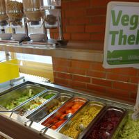 "Vegane Theke" - the vegan counter, paid for by weight, including savoury food as well as breakfast cereals at Mensa Tarforst in Trier