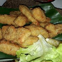 Vegan chicken nuggets at Locco's Pizza Bar in Koh Phangan