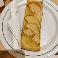Apple tart at Pastelaria Tupi in Porto