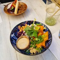 Thai bowl and acai bowl in the back at Farm2Table - Davidshall in Malmo