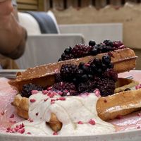 Berry waffles at Farm2Table - Davidshall in Malmo