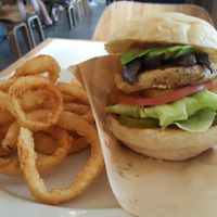 Dig in! at Tin'z Burger Market in Takasaki