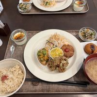 Lunch set  at Yuimaru in Minoo