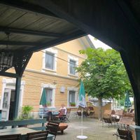 Blick auf die Terrasse  at Neuwirt in Saaldorf-surheim