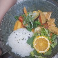 Gelbes Curry mit Tofu und Seitan at Pho in Berlin