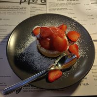 Soy yoghurt cake with strawberry ice cream and strawberries at Pepe Bianco in Salo
