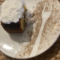 Bolo de tangerina  at Shanti in Braga