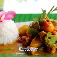Pineapple Tempeh curry at Buddha Cafe in Samosir