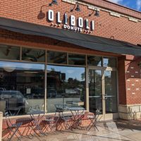 Oliboli entrance at Oliboli Donuts in Tustin