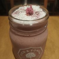 Seasonal sakura smoothie (vegetarian) at F&P Smoothie Cafe in Tokyo