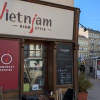  at VietNjam in Vienna