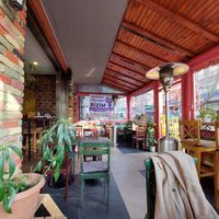 Definitely the best vegan restaurant in ankara. Dessert options could have been better like they could add waffles,  souffle and trileche at Terradan Pub in Ankara