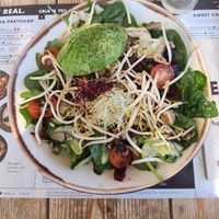 Vegan main dish with "Avocado" in the title #Veganuary at Honest Greens in Lisbon