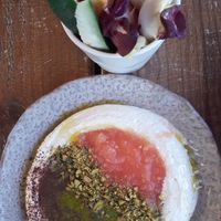 Hummus 😍😍 at Honest Greens in Lisbon