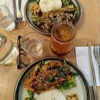 Poulet aux trois saveurs et canard laqué at Cantine De Lotus in Paris